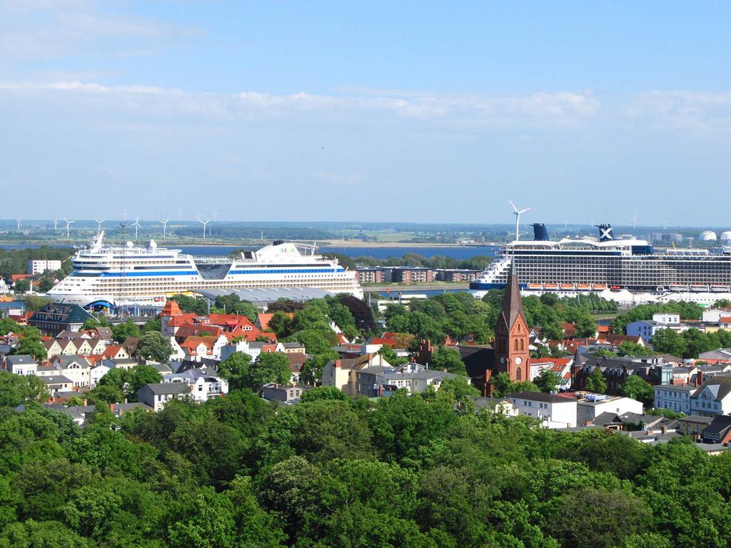 Ferienwohnung Warnemuende Am Kurpark Rostock Eksteriør bilde
